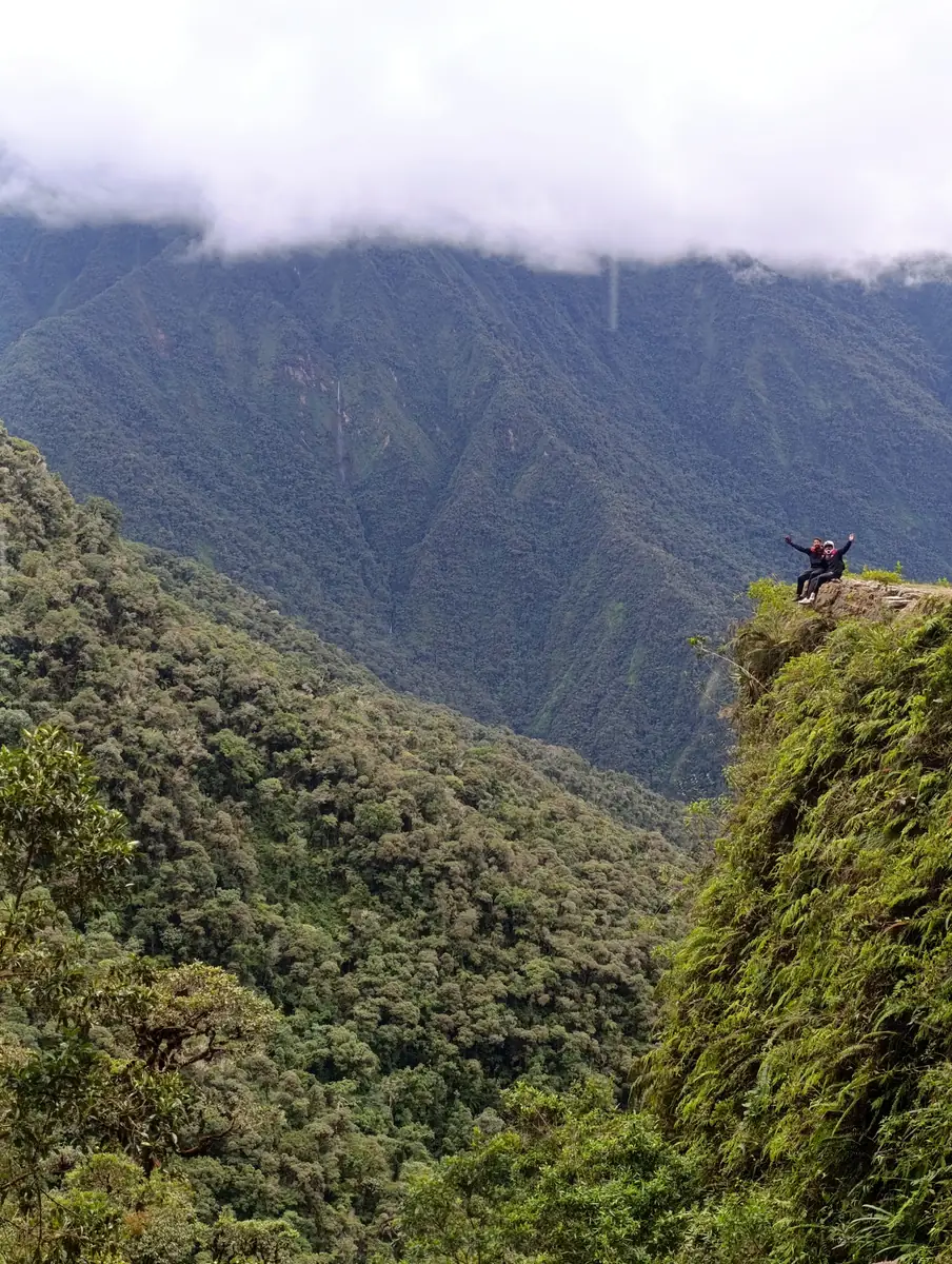 Death Road – Front Suspension Biking