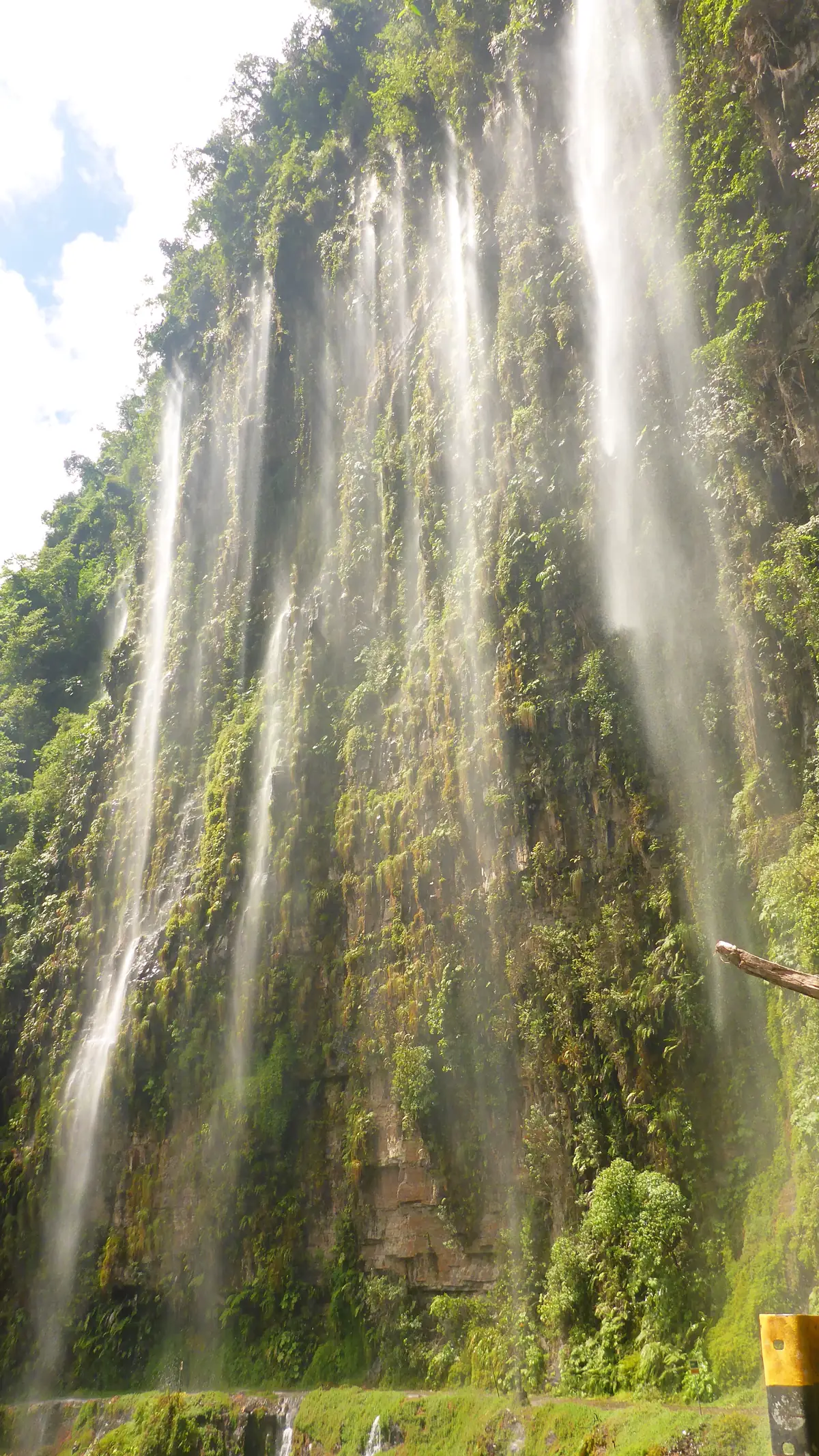 Death Road – Full Suspension Biking thumbnail 2